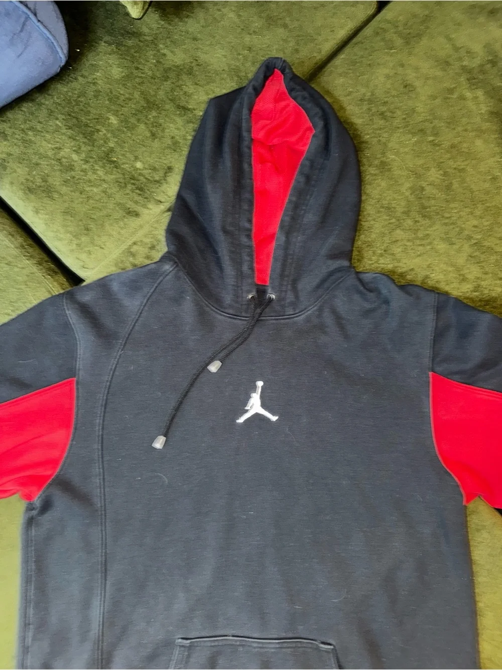 Nike Air Jordan Wings Jumpman Men's Pull Over Hoodie and Shorts